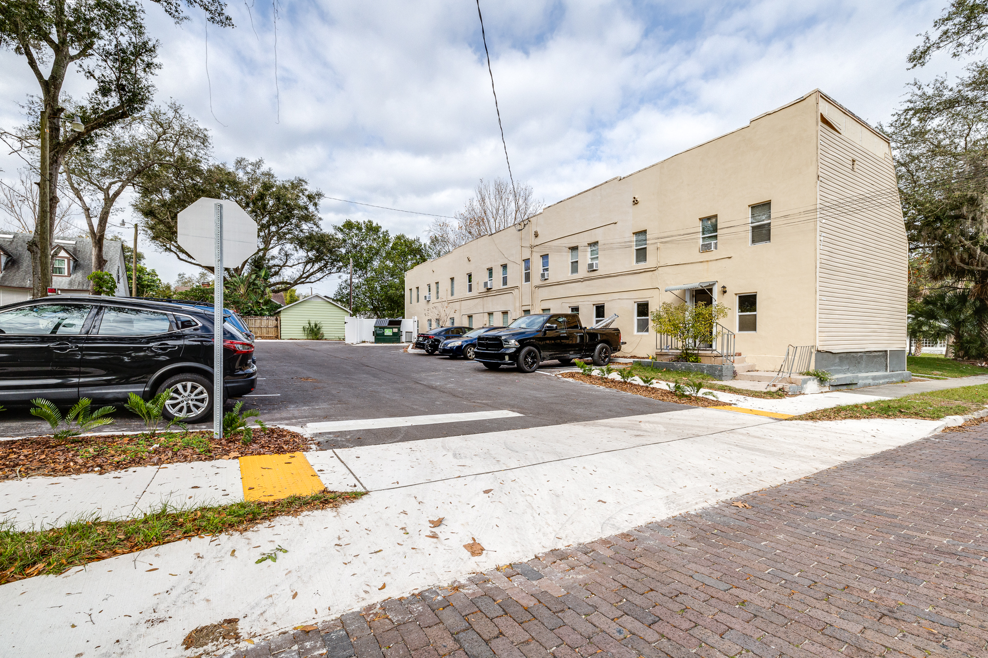 Property thumbnail image