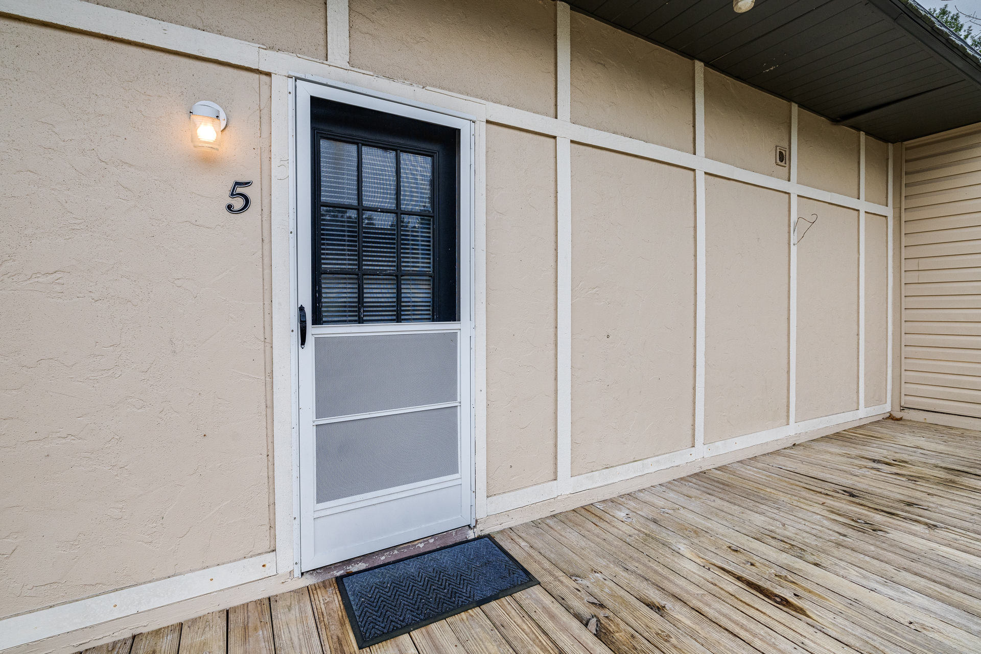 915 East Palmetto Street - 5